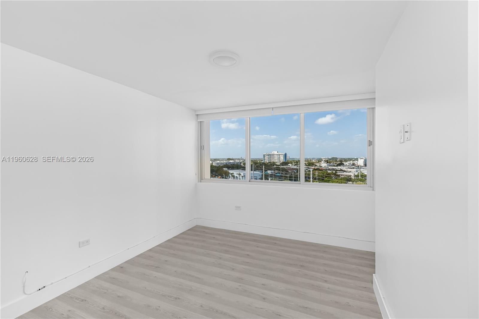 7135 Collins Ave # 1025