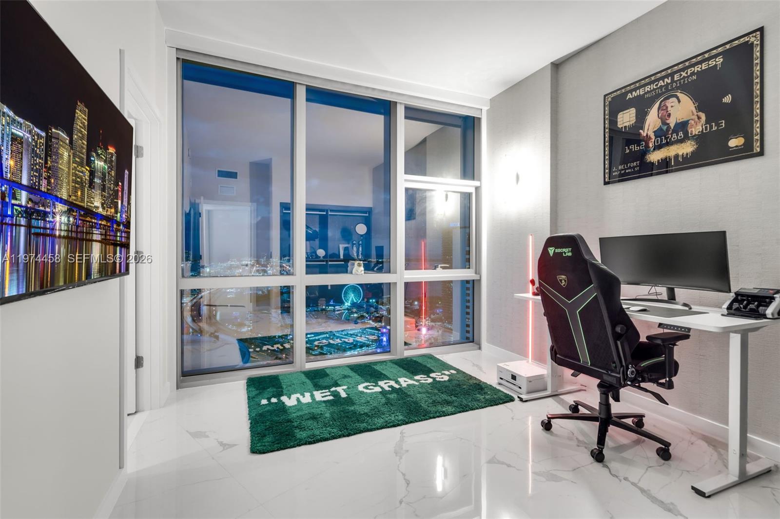 851 NE 1st Ave # 15 Unit: 4009 + Cabana 15