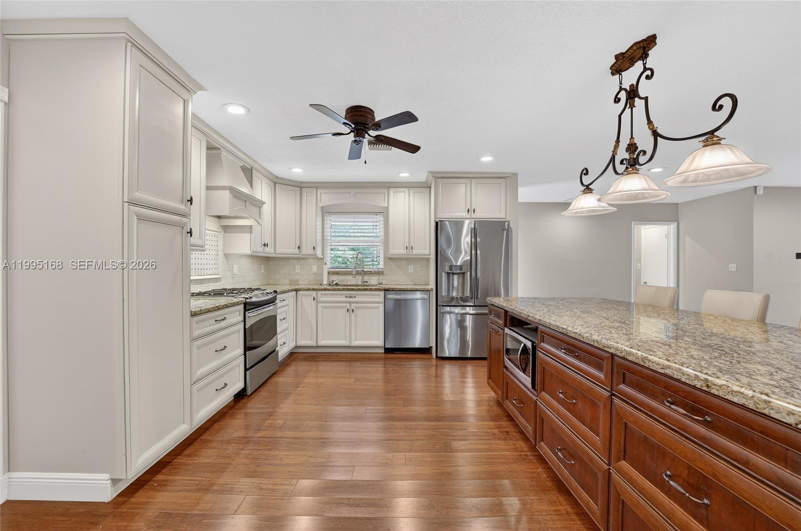 661 NW 66th Ave