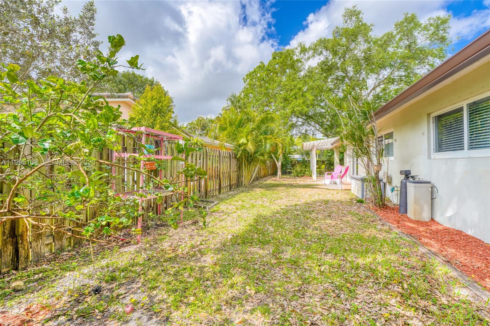 661 NW 66th Ave