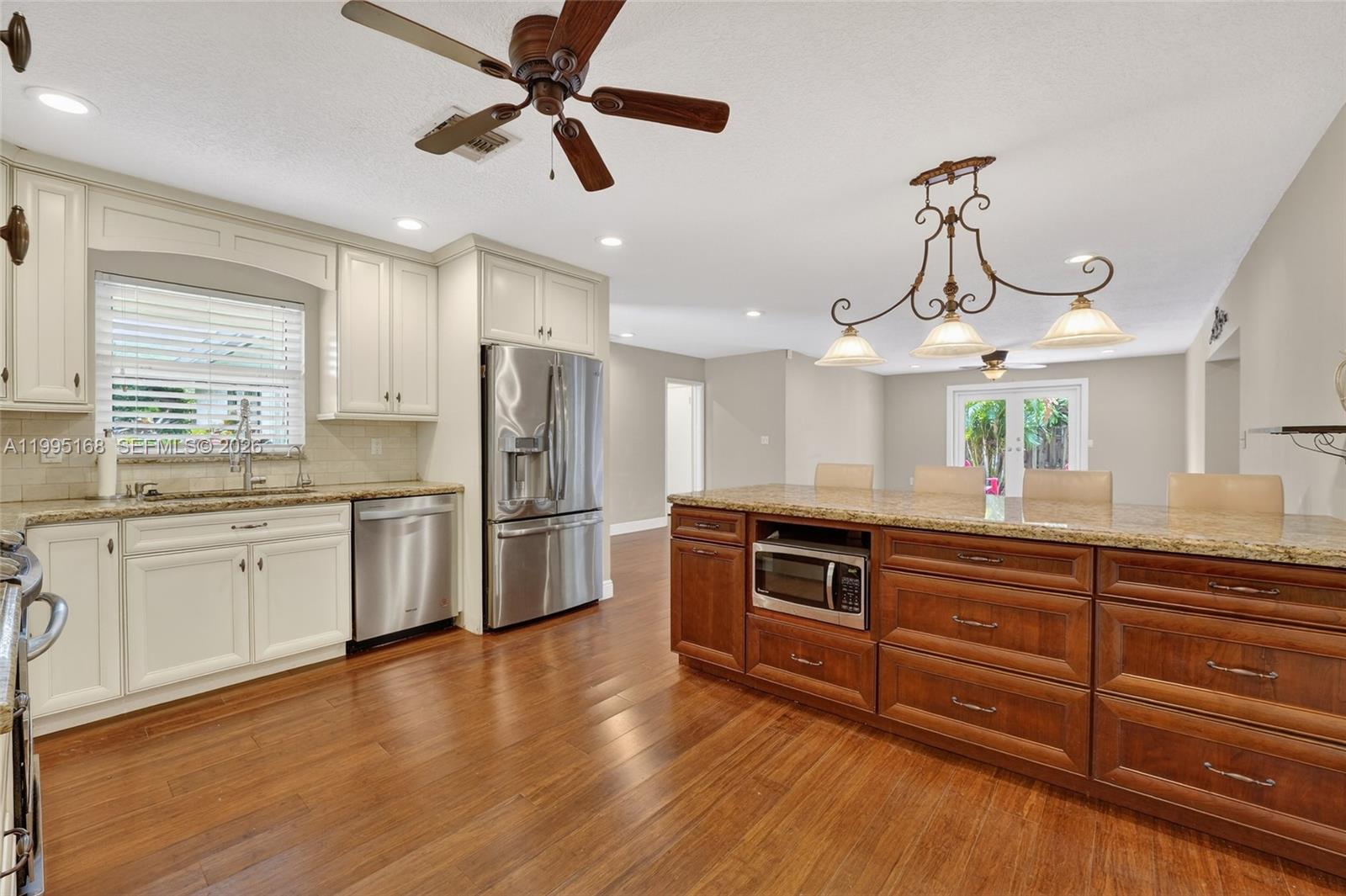 661 NW 66th Ave