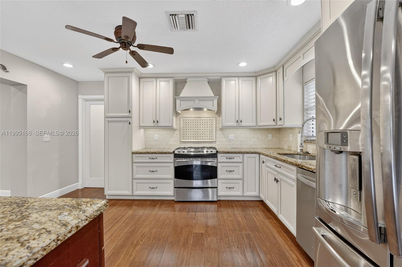 661 NW 66th Ave