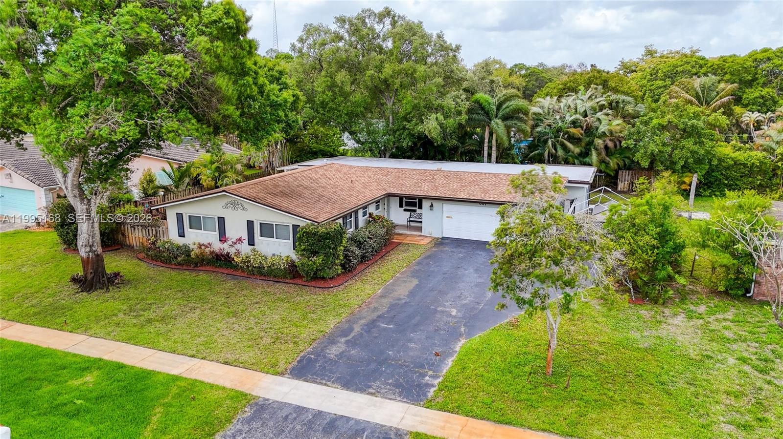 661 NW 66th Ave