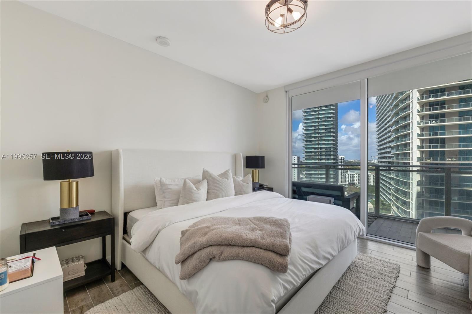 1080 Brickell Ave # 1909