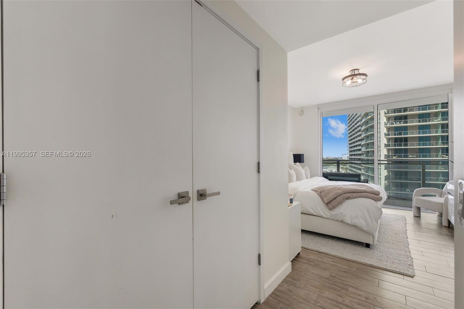 1080 Brickell Ave # 1909
