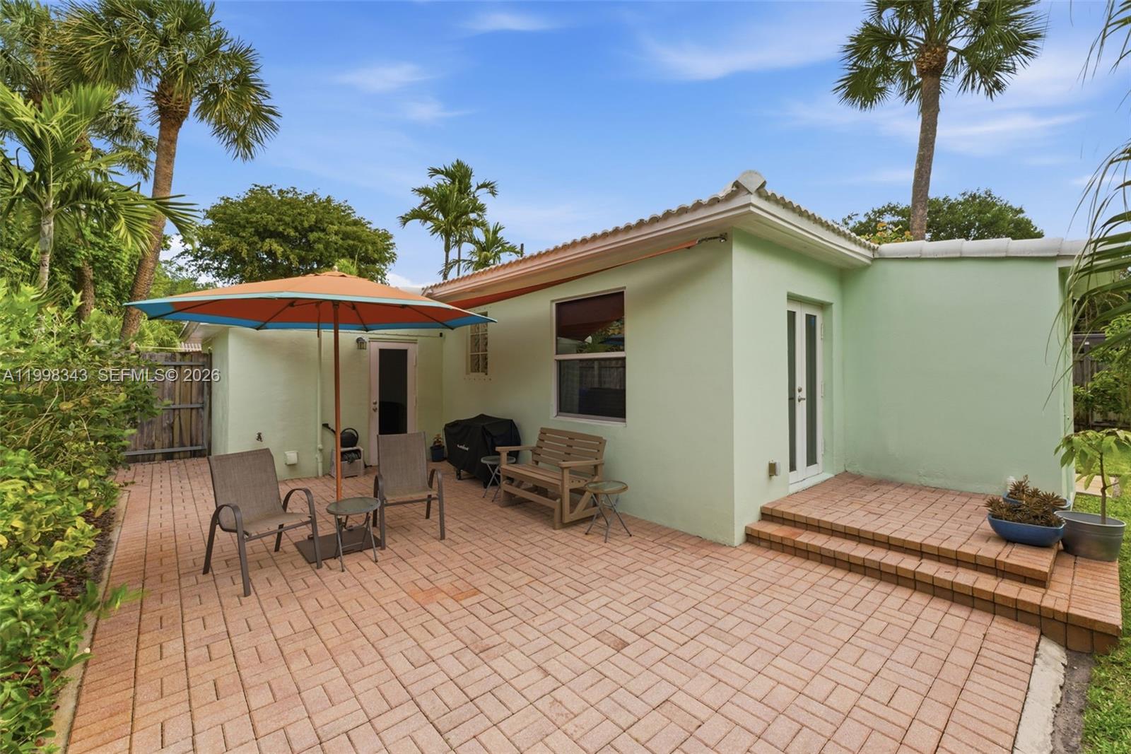 704 SW 14th St