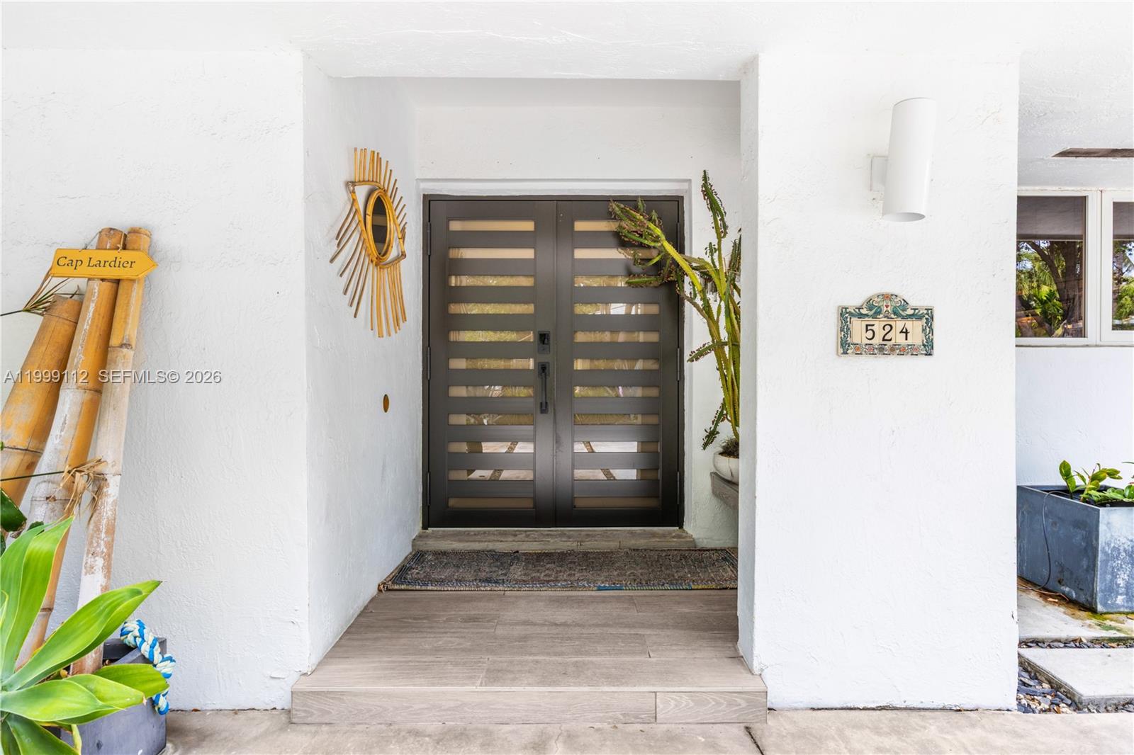 524 Warren Ln