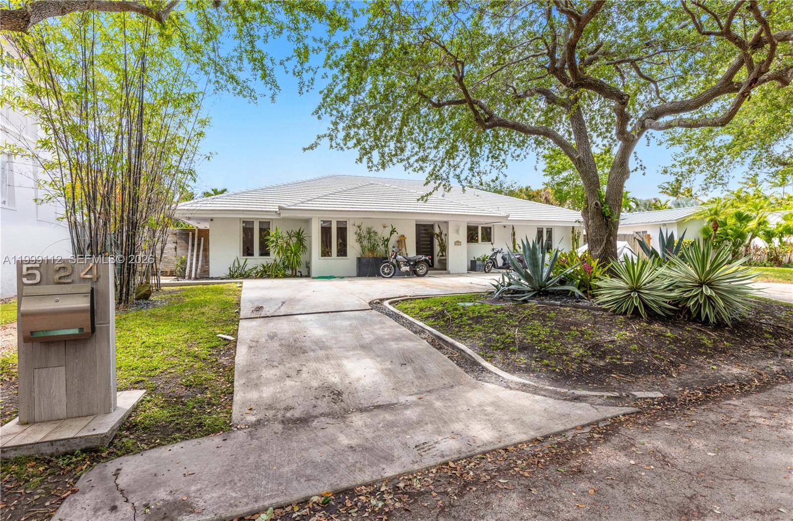 524 Warren Ln