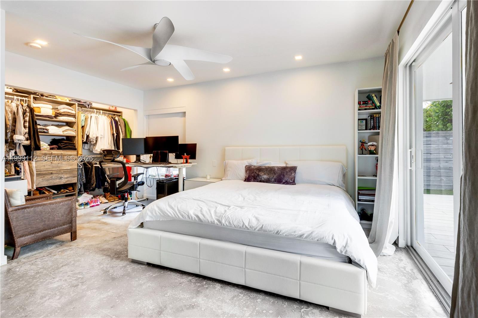 524 Warren Ln