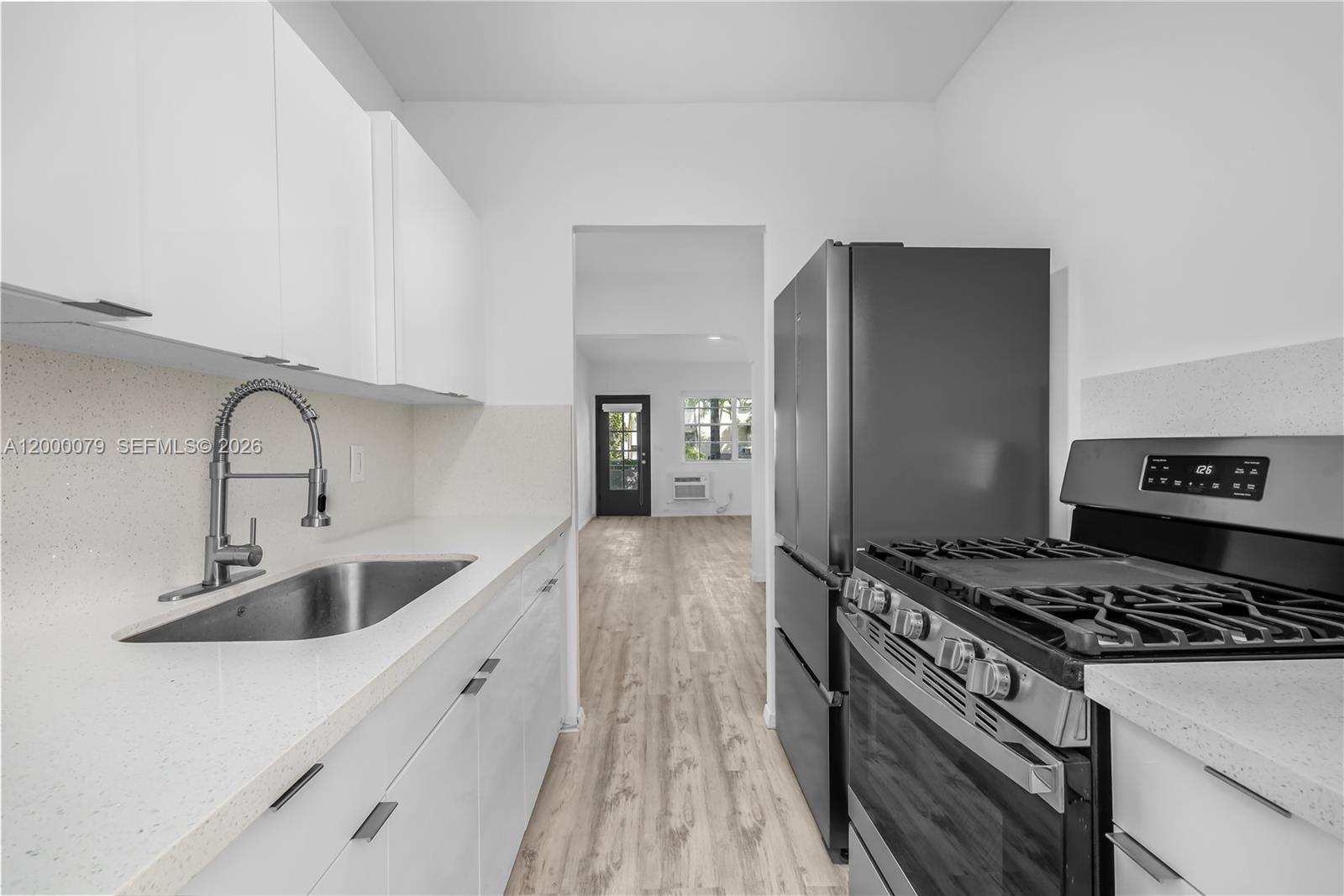 717 Espanola Way # 110