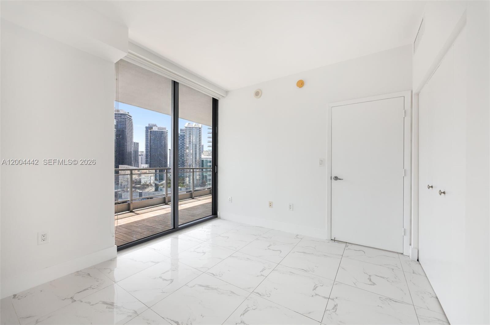 90 SW 3rd St # 2602