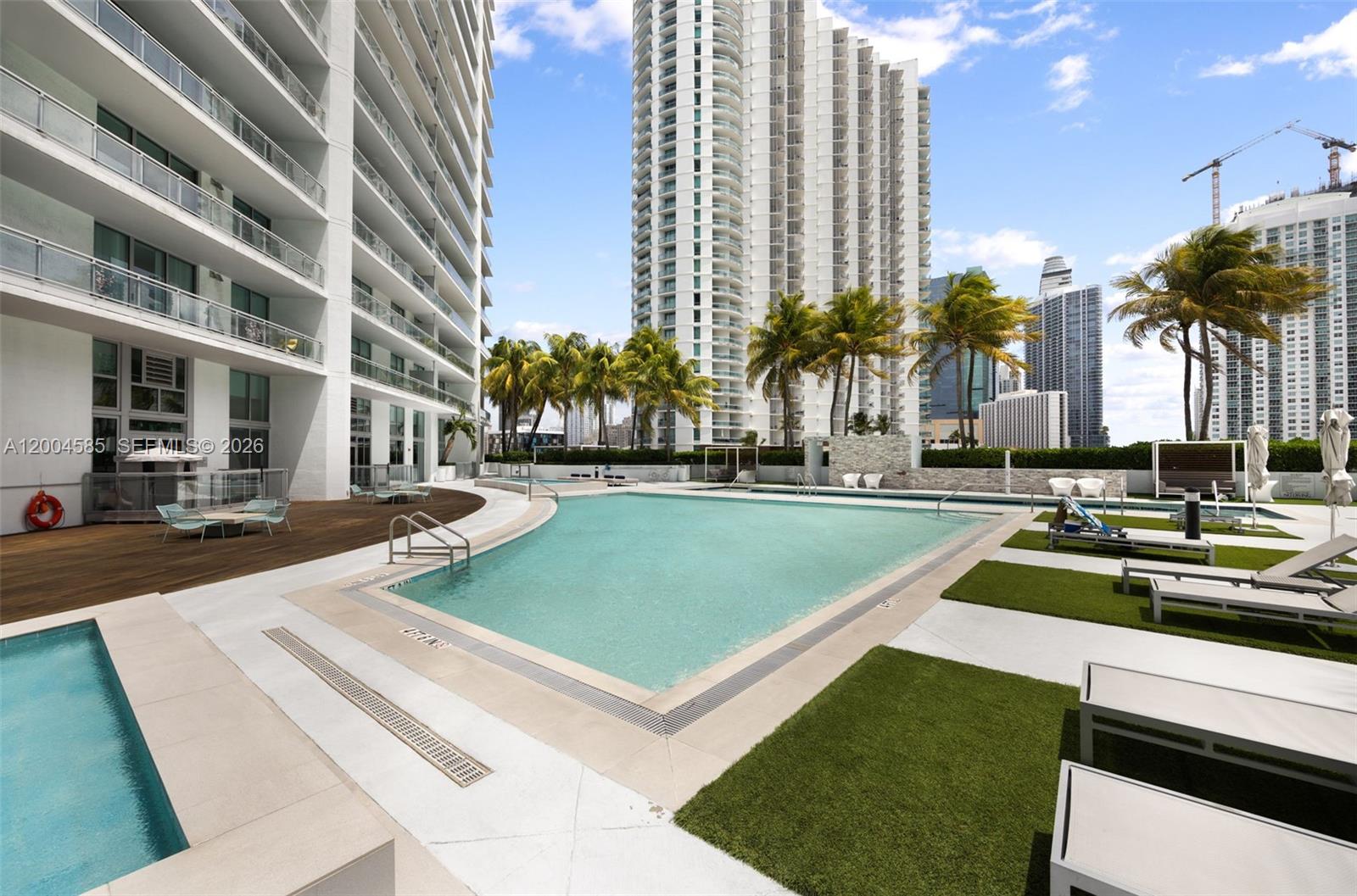 90 SW 3rd St # 2602