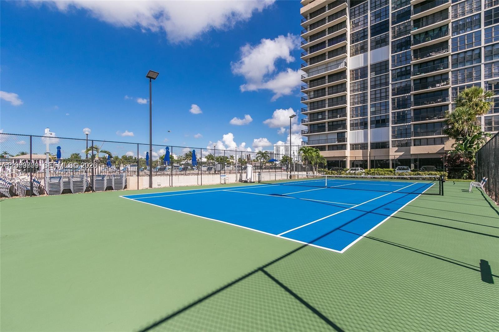 2017 S Ocean Dr # 1206