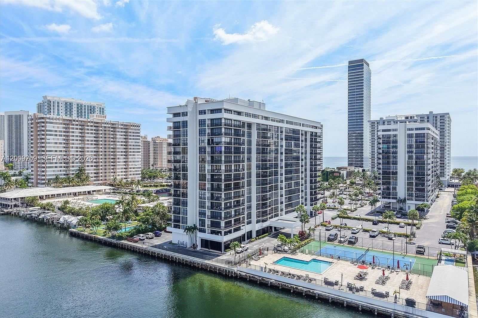 2017 S Ocean Dr # 1206
