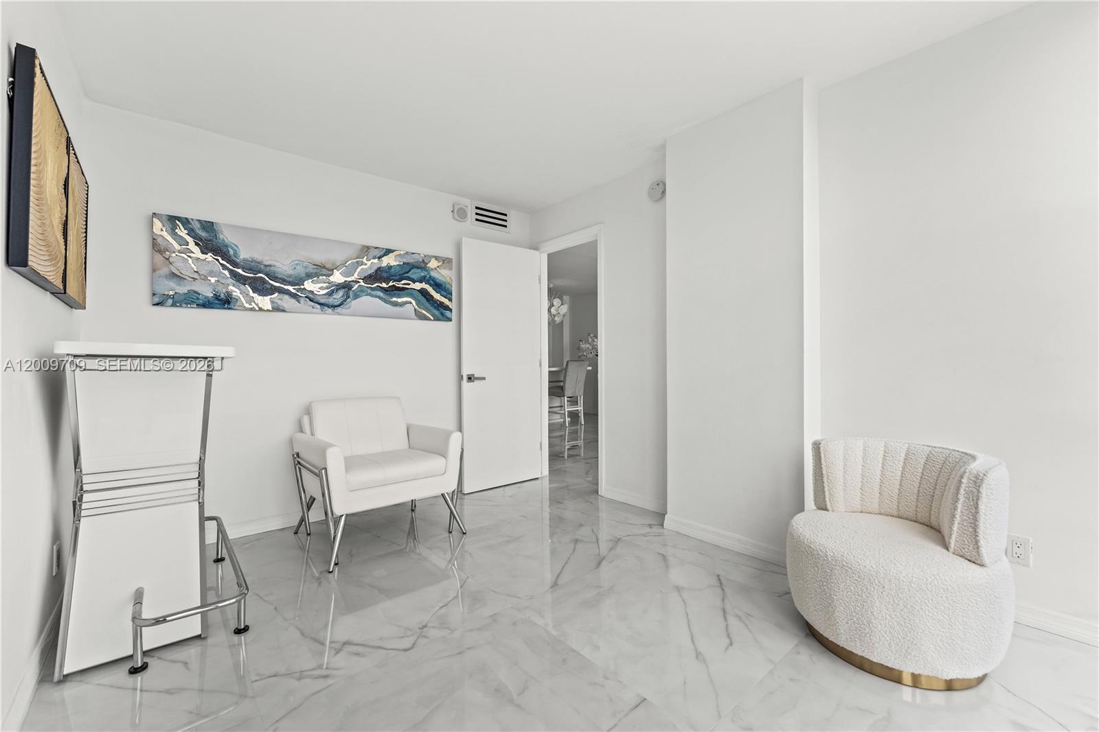 2017 S Ocean Dr # 1206