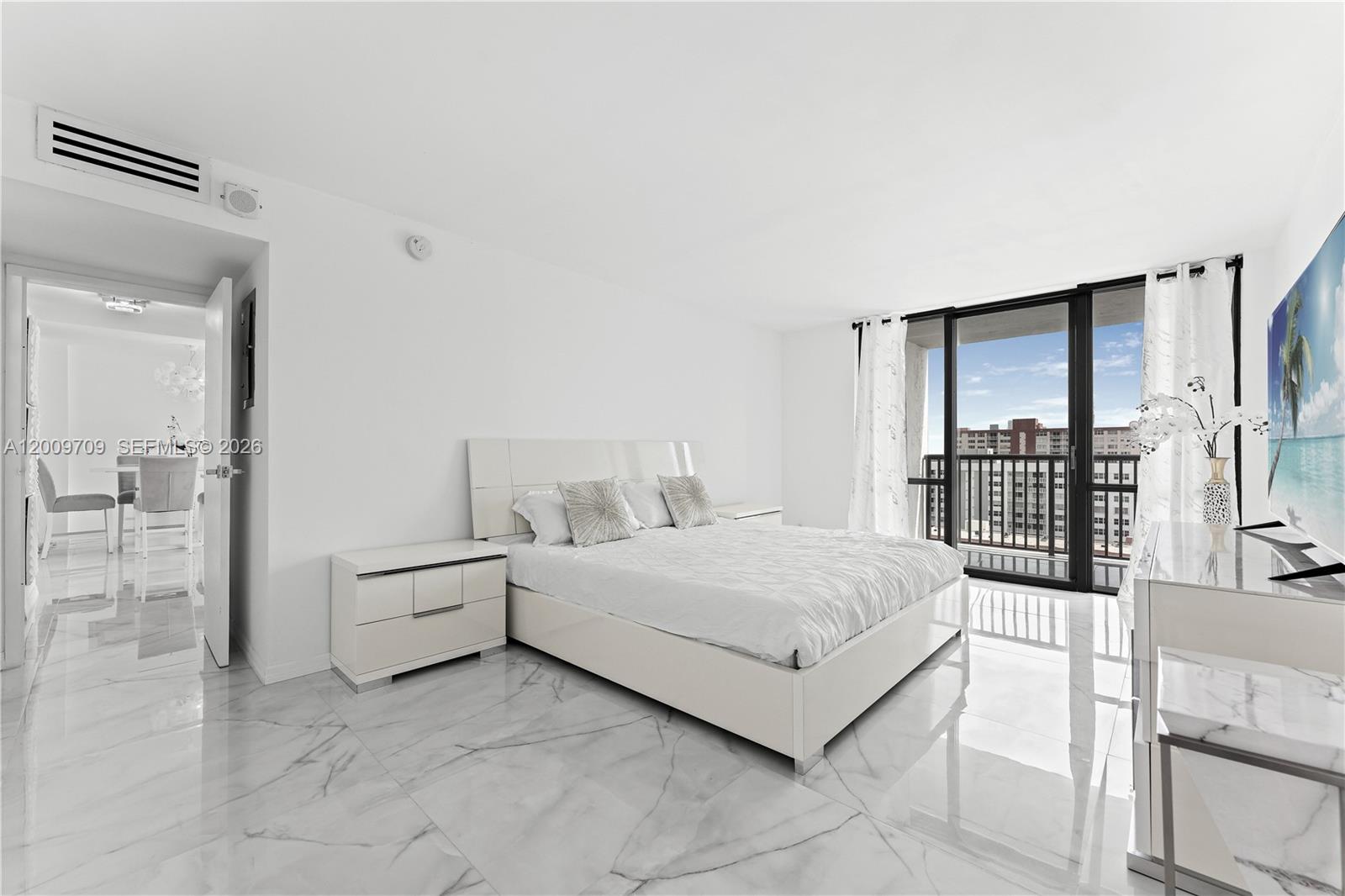 2017 S Ocean Dr # 1206