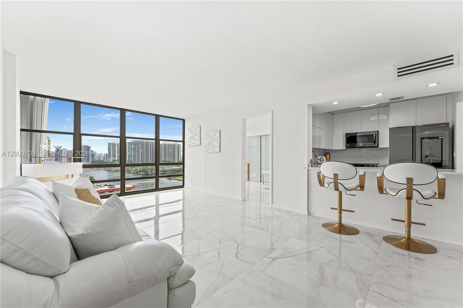 2017 S Ocean Dr # 1206