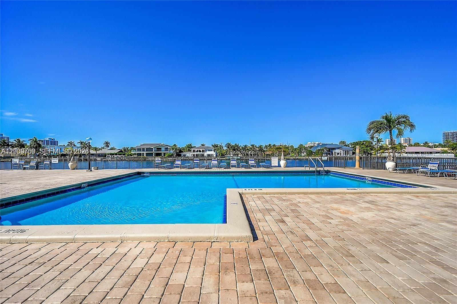2017 S Ocean Dr # 1206