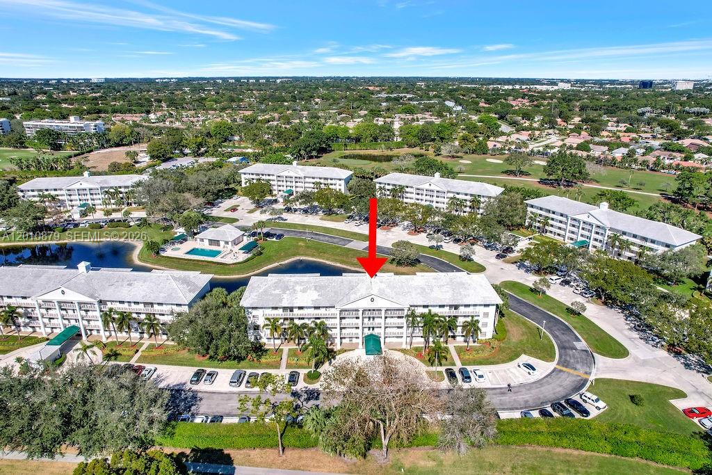 6049 Balboa Cir # 302