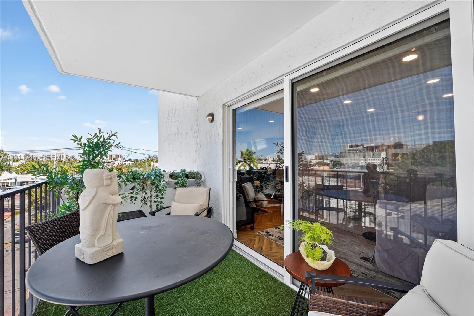 1455 West Ave # 501