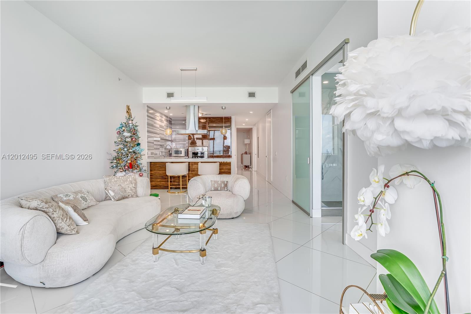 1100 Biscayne Blvd # 5702
