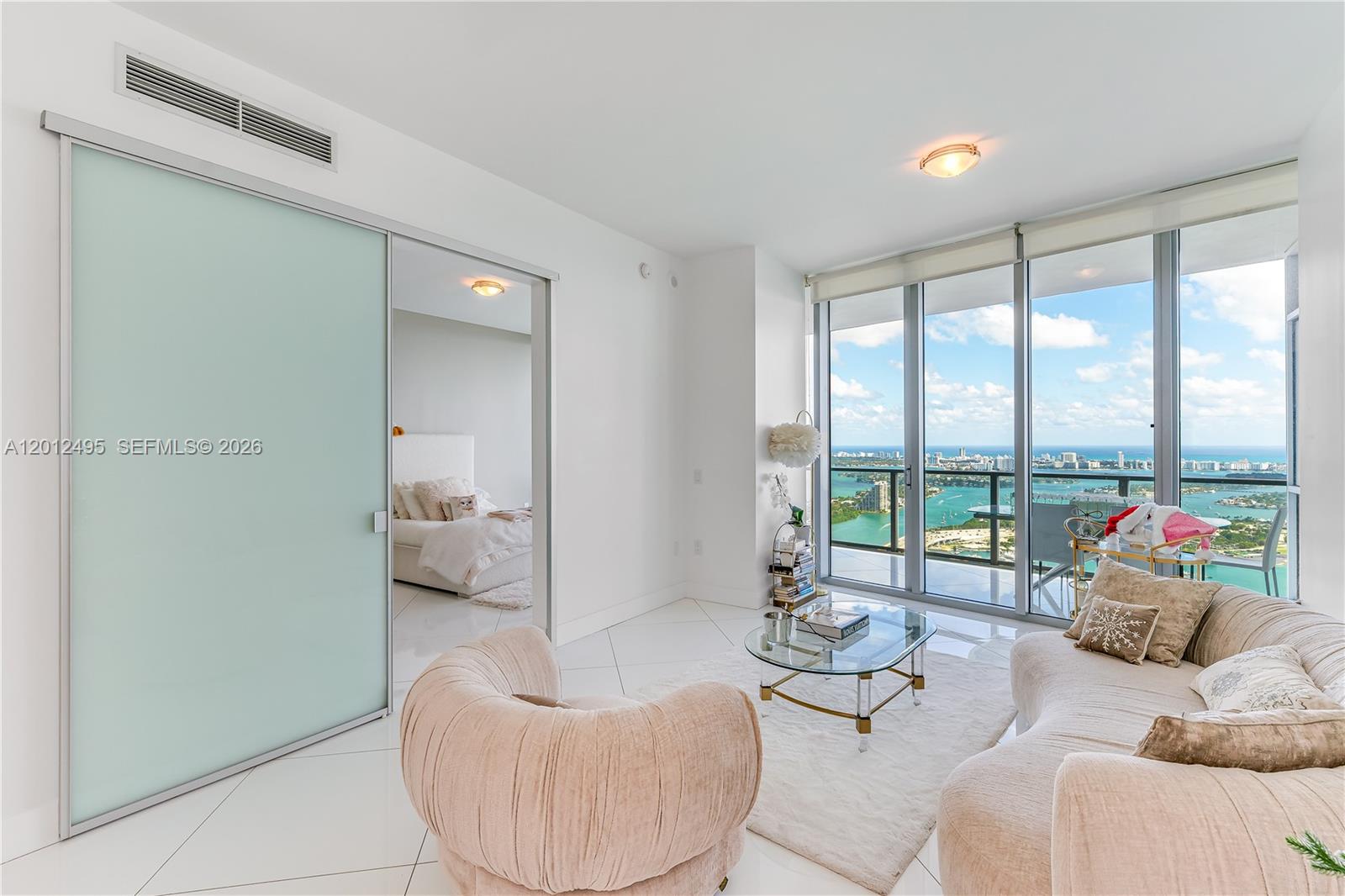 1100 Biscayne Blvd # 5702
