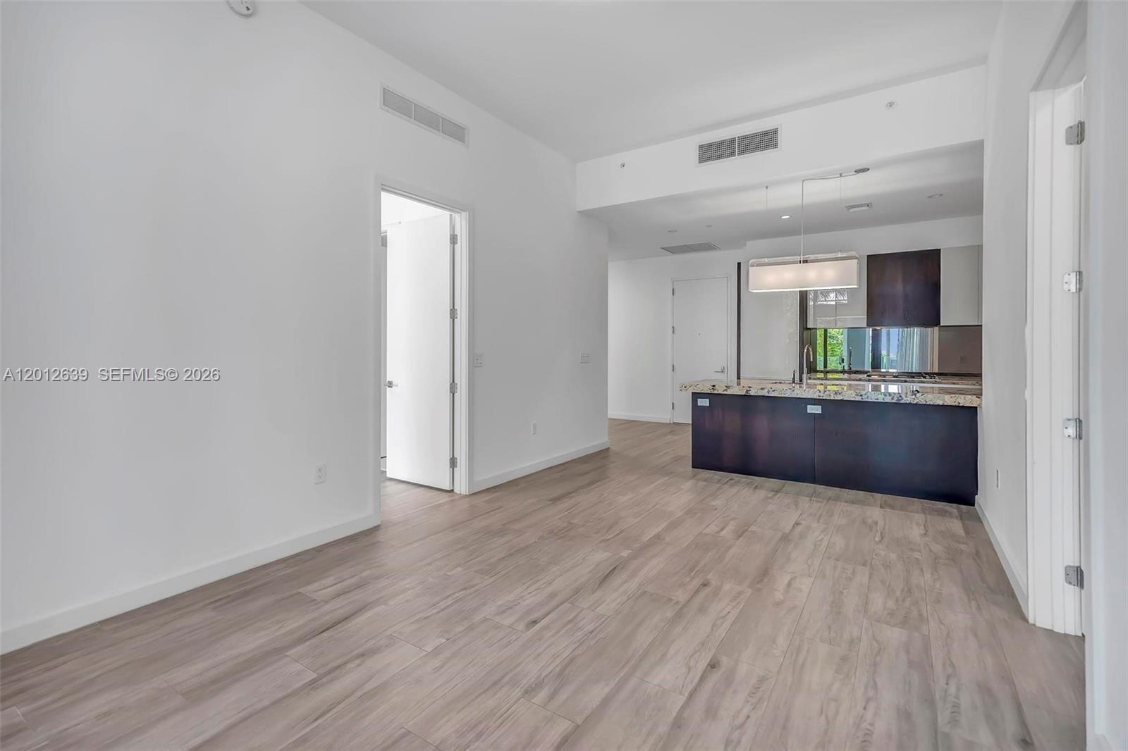 2831 S Bayshore Dr # 402
