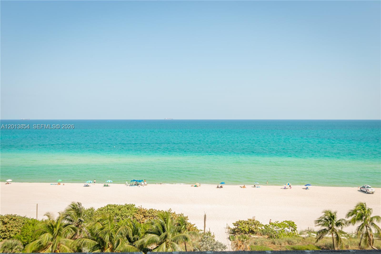 5445 Collins Ave # 627