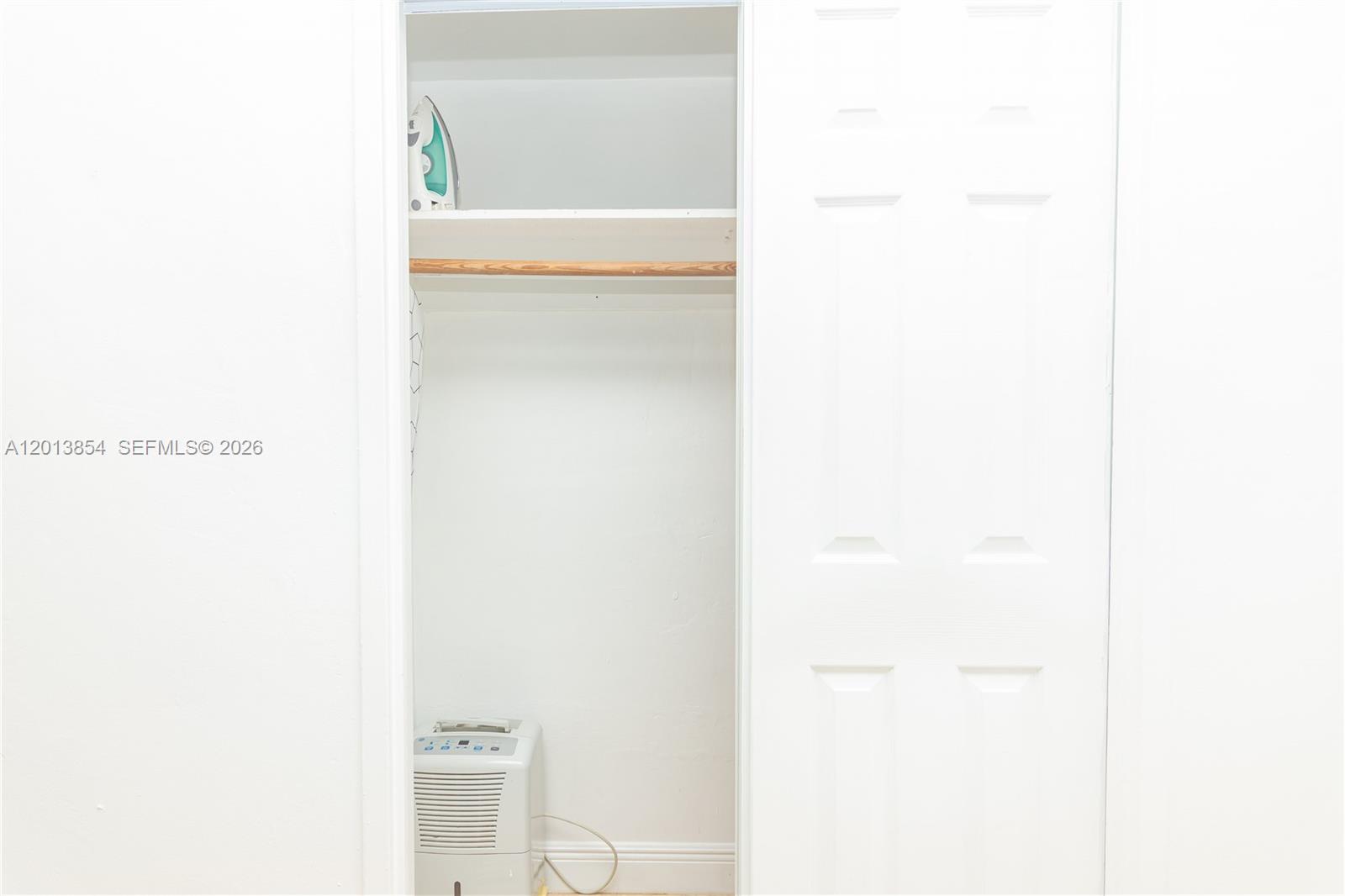 5445 Collins Ave # 627