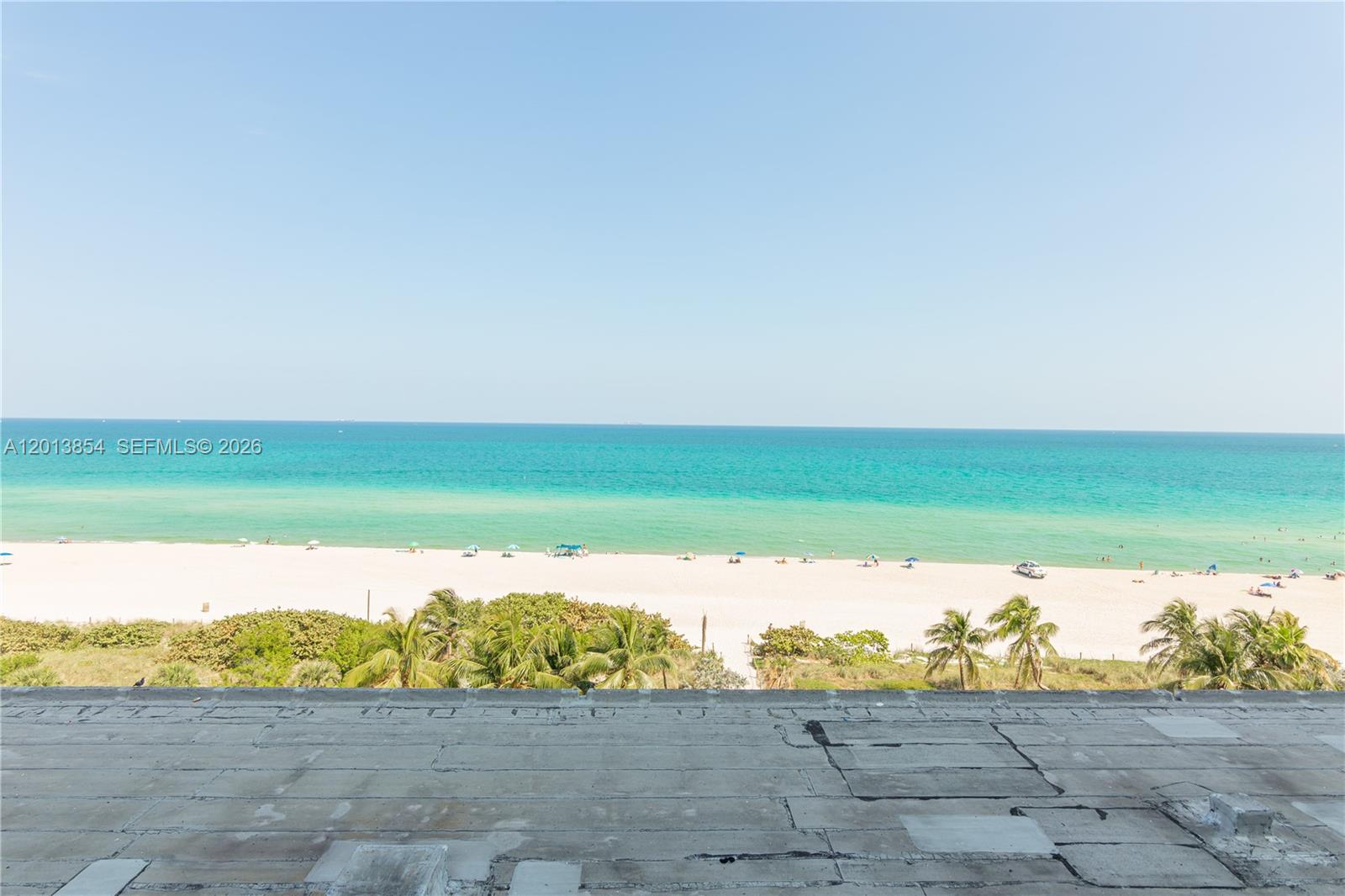 5445 Collins Ave # 627
