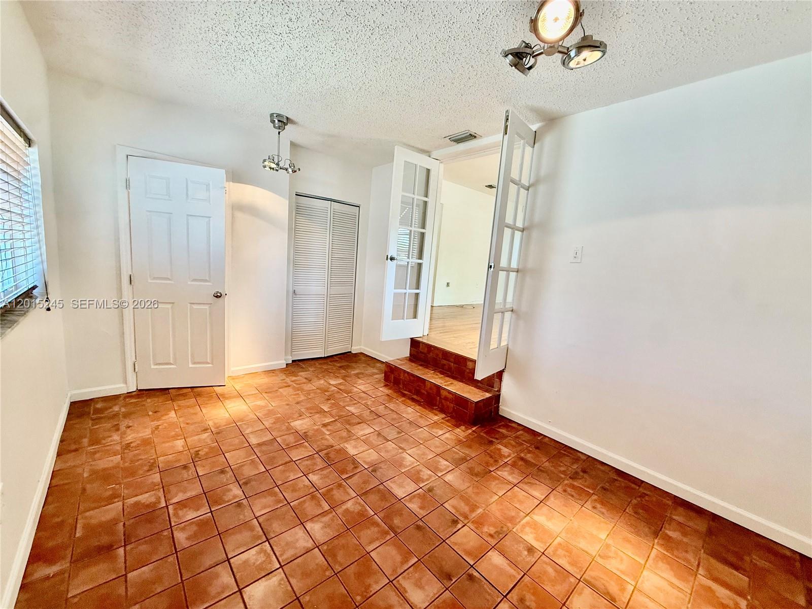 2321 SW 31 Ave
