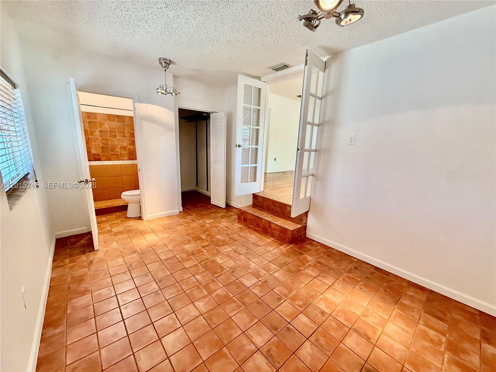 2321 SW 31 Ave