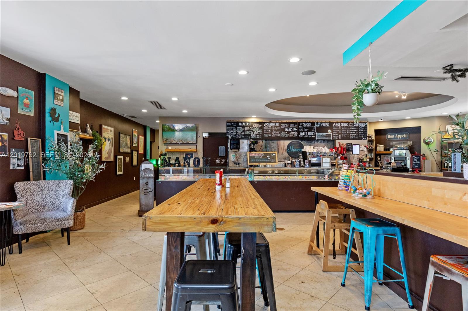 2915 E Las Olas Blvd