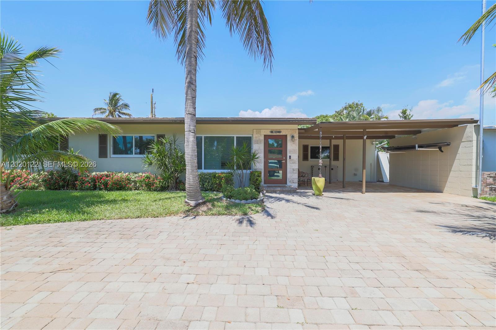 1311 NE 26th Ter