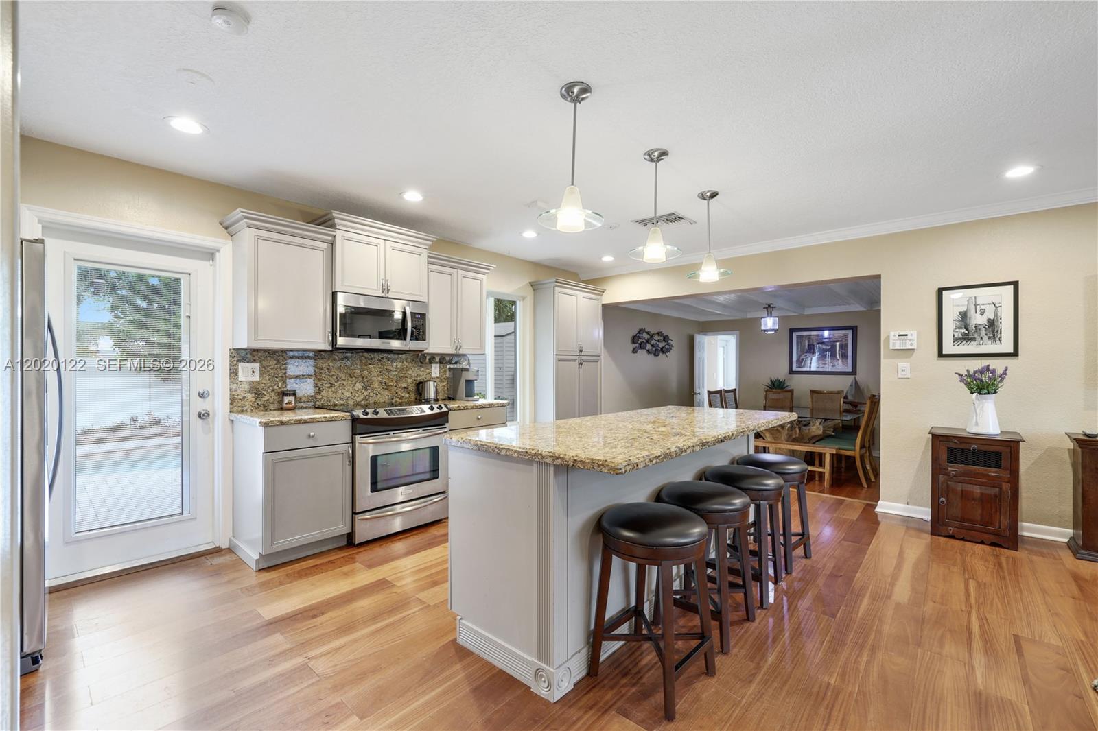 1311 NE 26th Ter