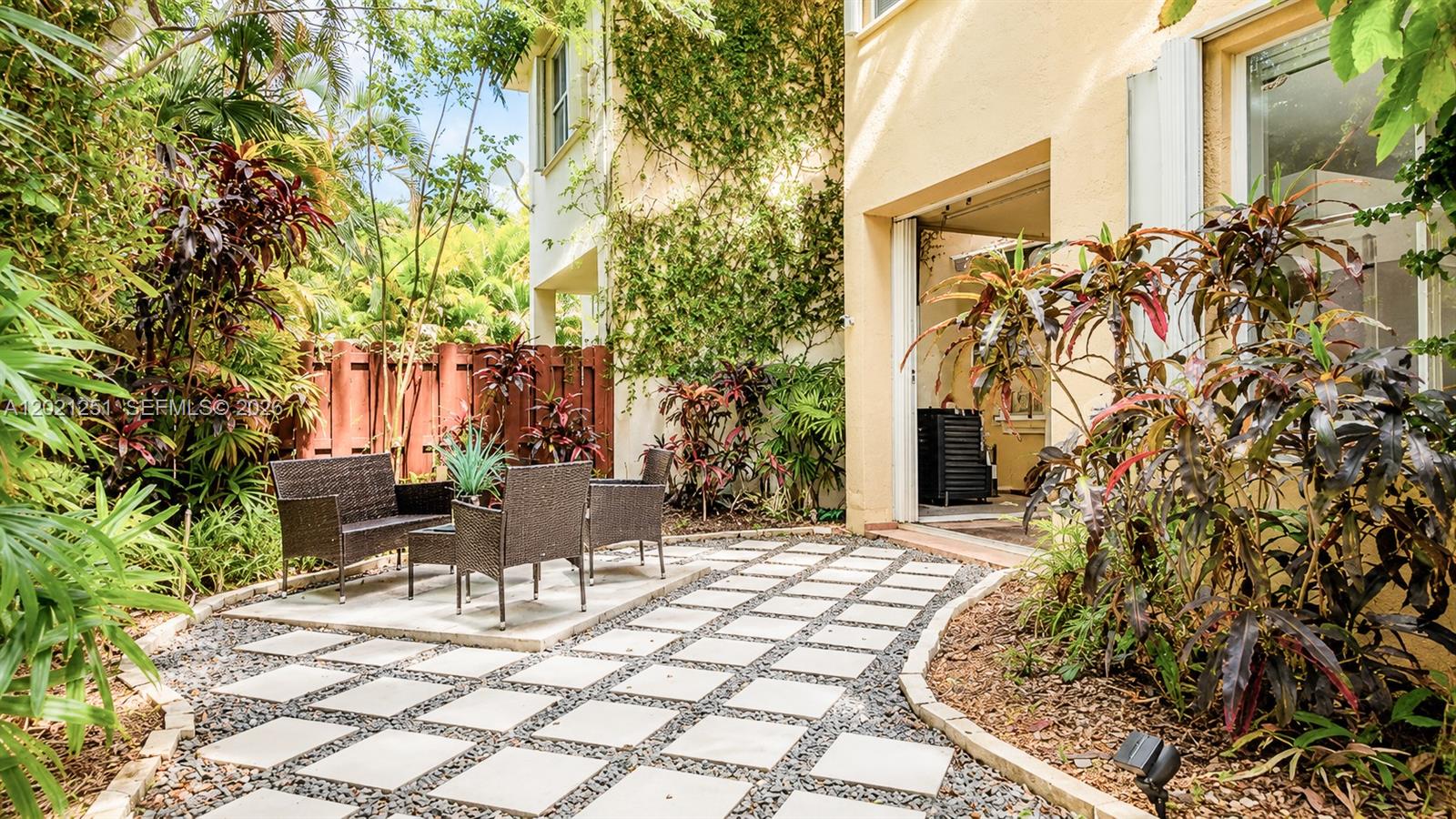 4844 NW 110th Pl