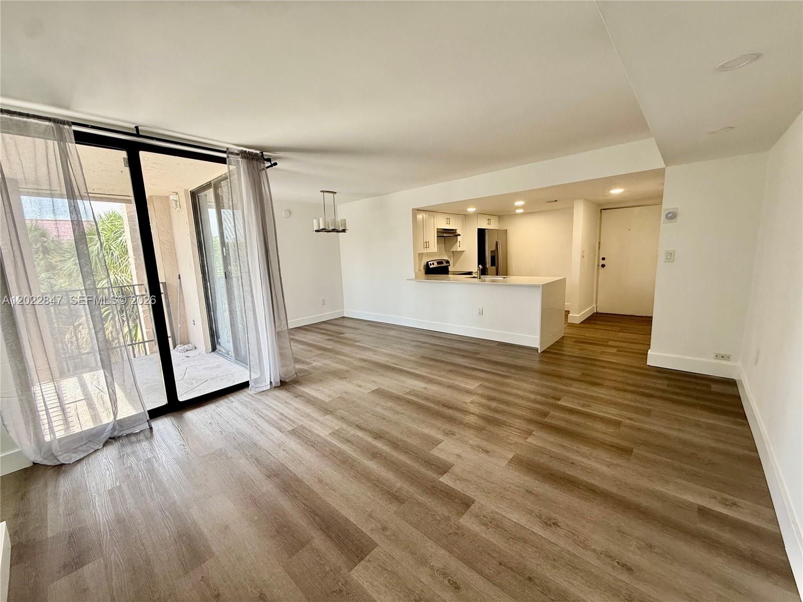 3561 SW 117 Ave # 408 Unit: 7-408