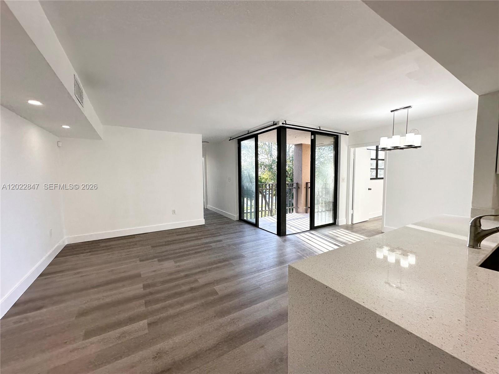 3561 SW 117 Ave # 408 Unit: 7-408