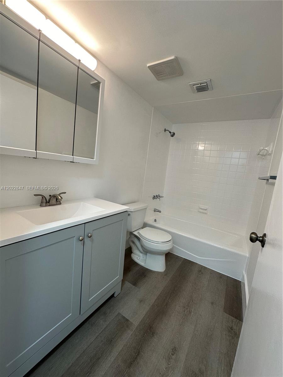 3561 SW 117 Ave # 408 Unit: 7-408
