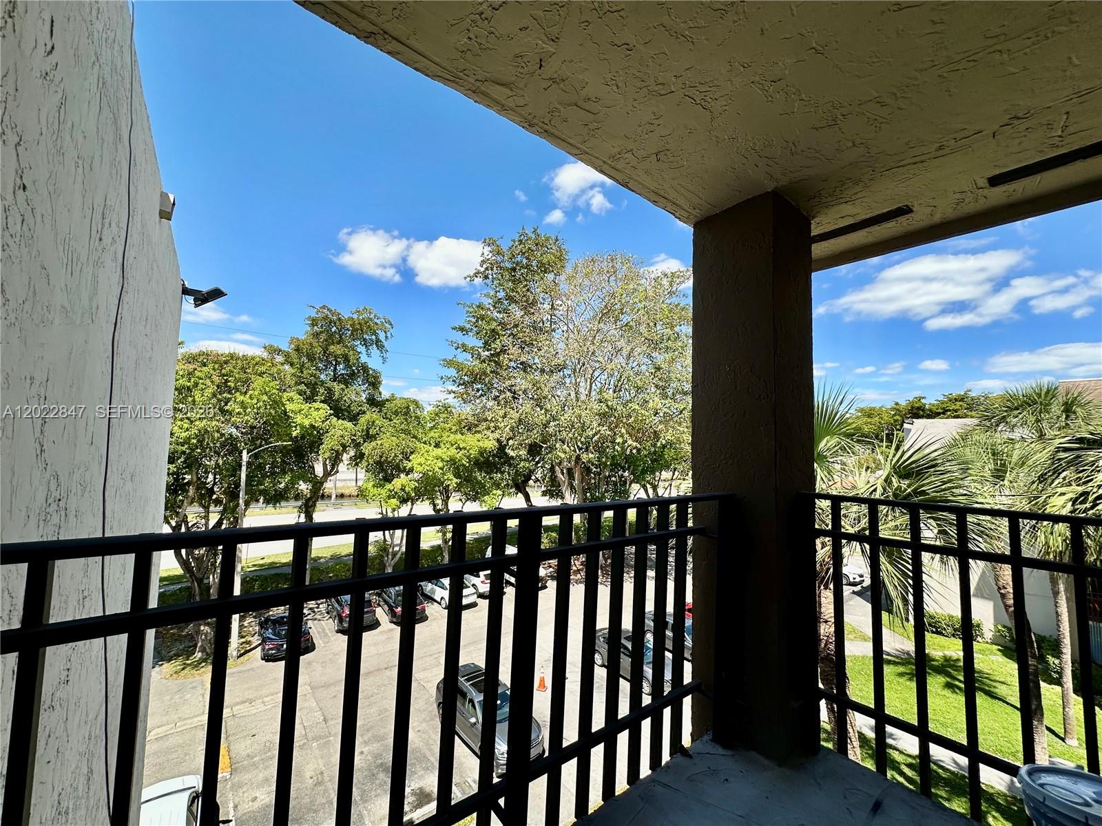 3561 SW 117 Ave # 408 Unit: 7-408