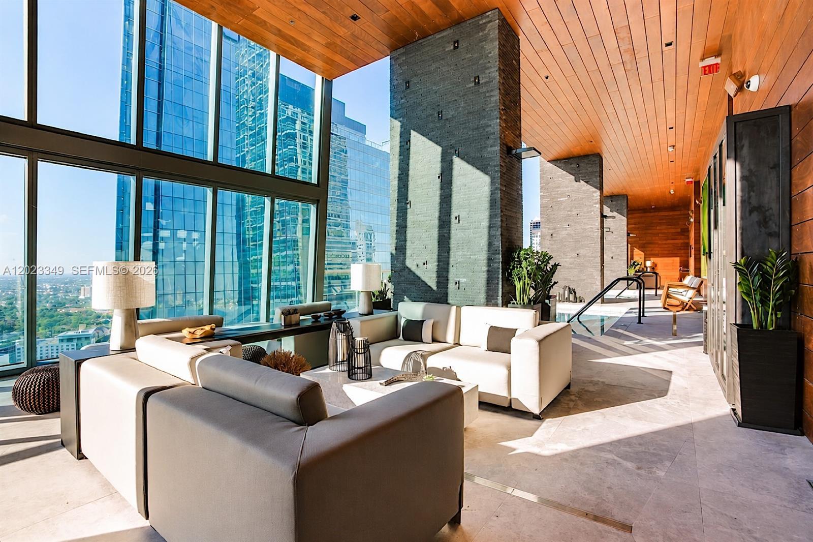 1451 Brickell Ave # 4304