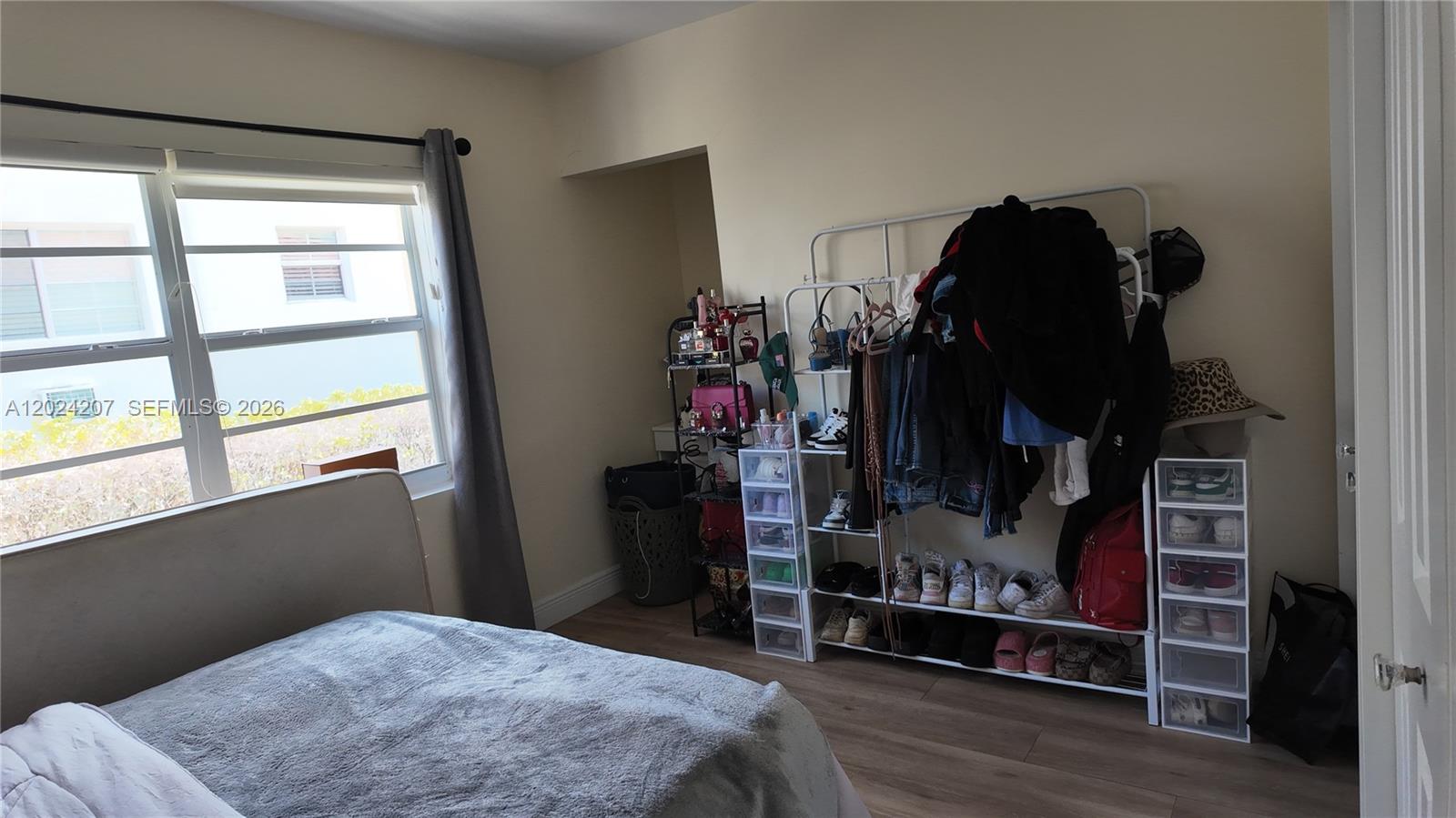 1535 Meridian Ave # 6