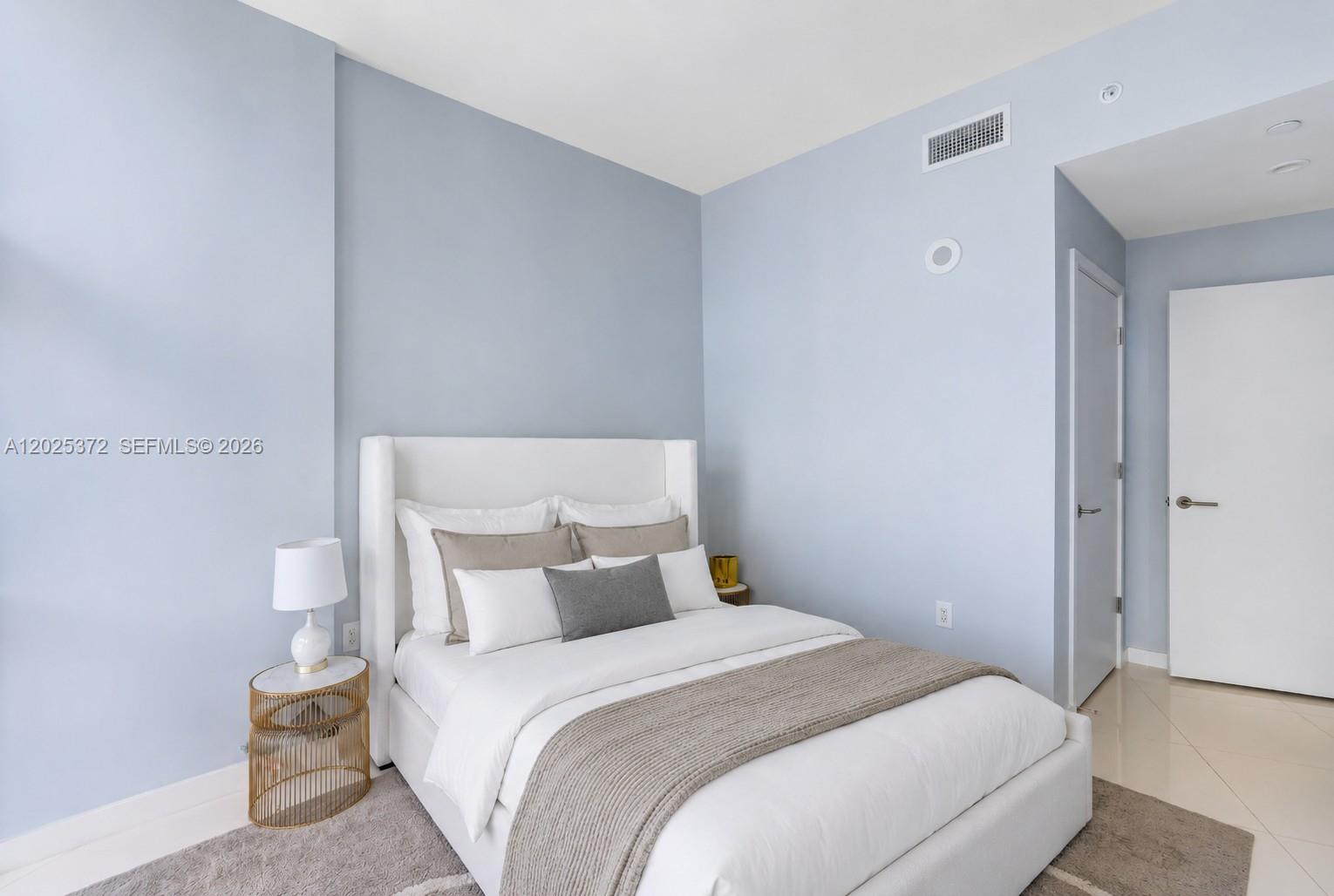 851 NE 1st Ave # 3909
