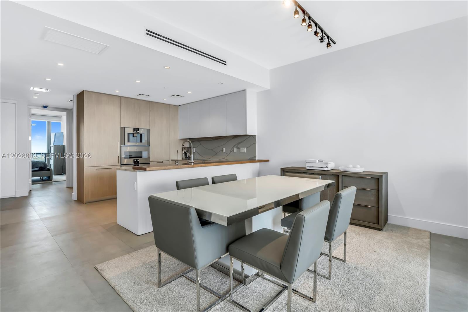 15701 Collins Ave # 2903