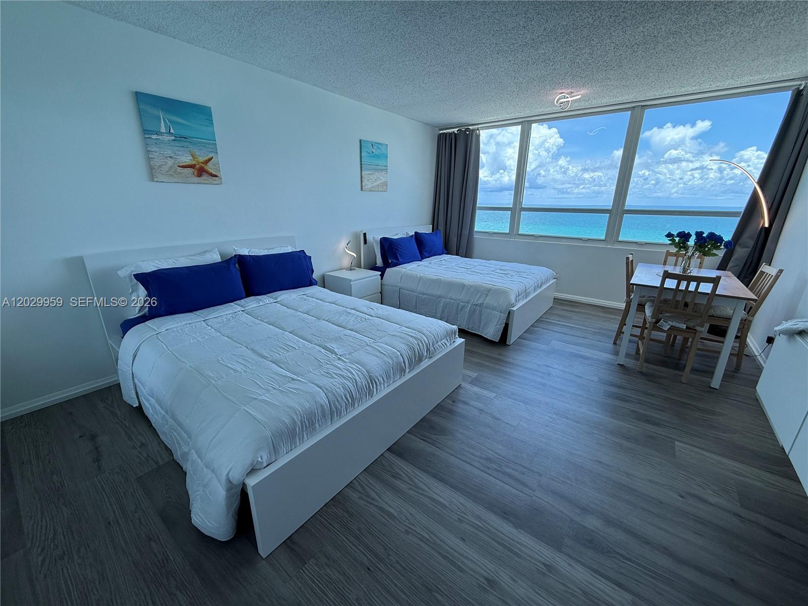 5445 Collins Ave # 1701