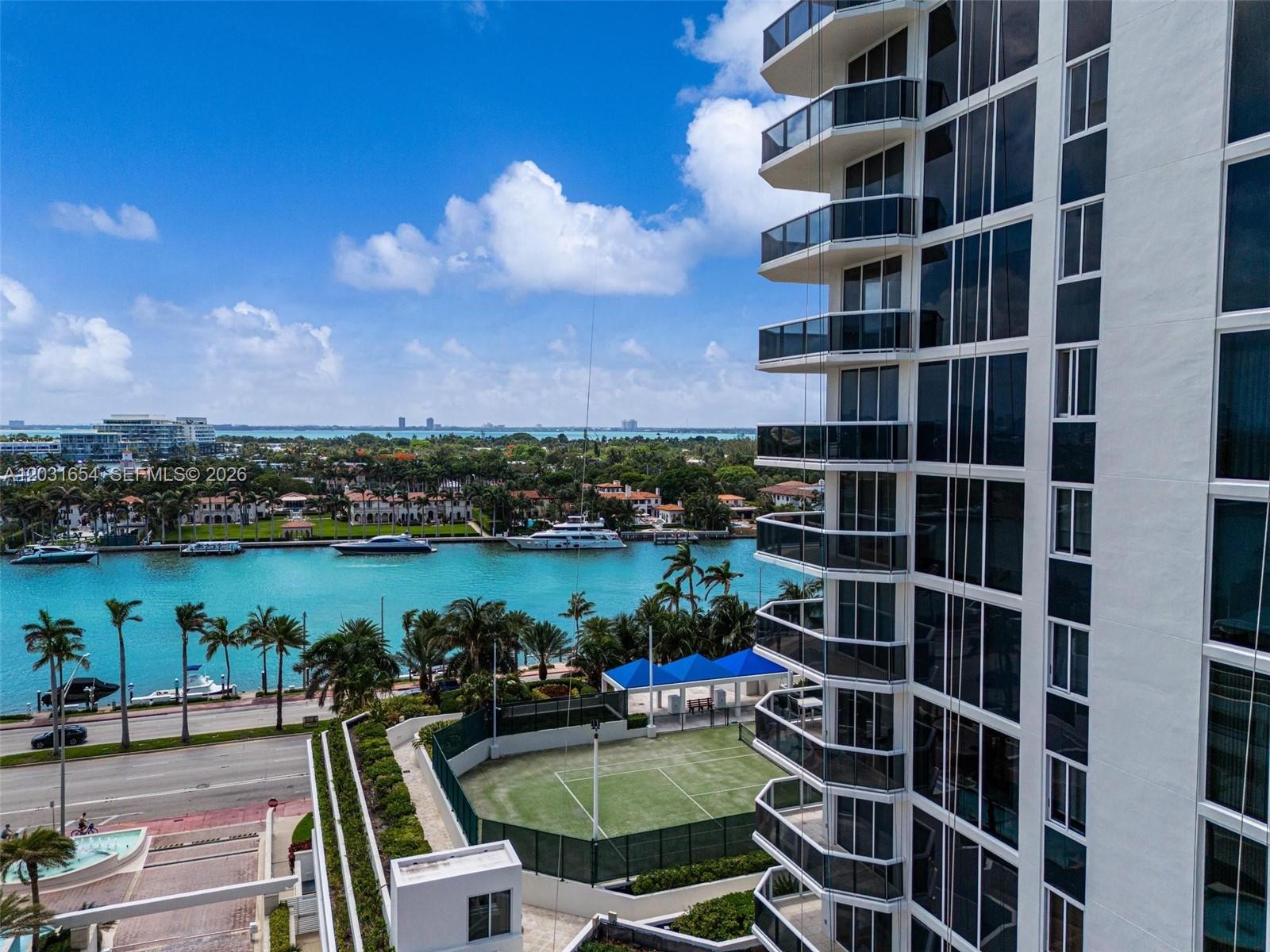 4779 Collins Ave # 2305