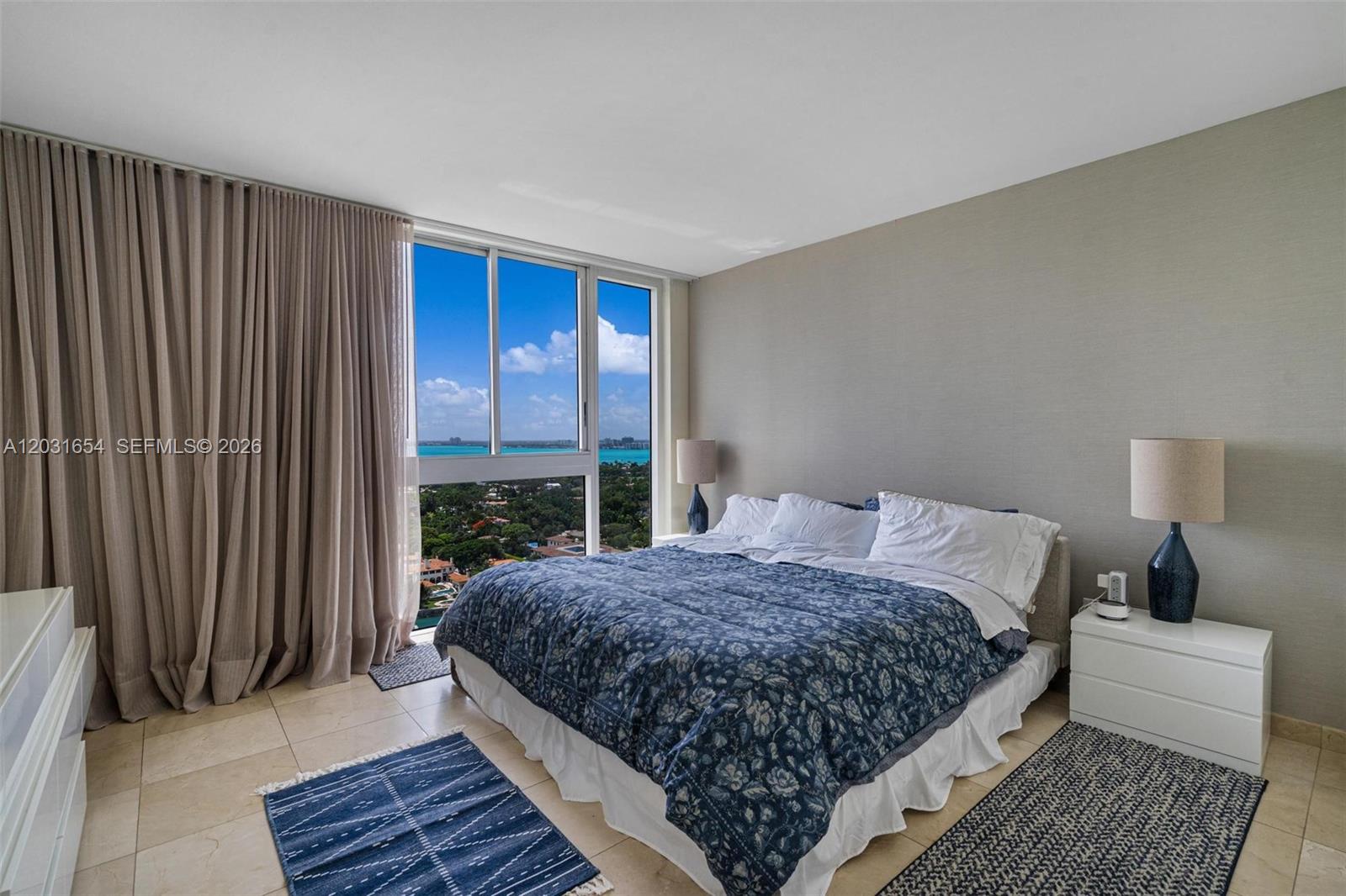 4779 Collins Ave # 2305
