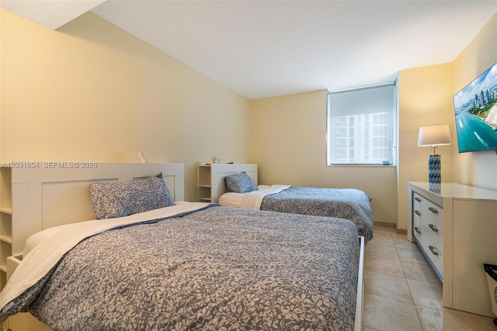 4779 Collins Ave # 2305