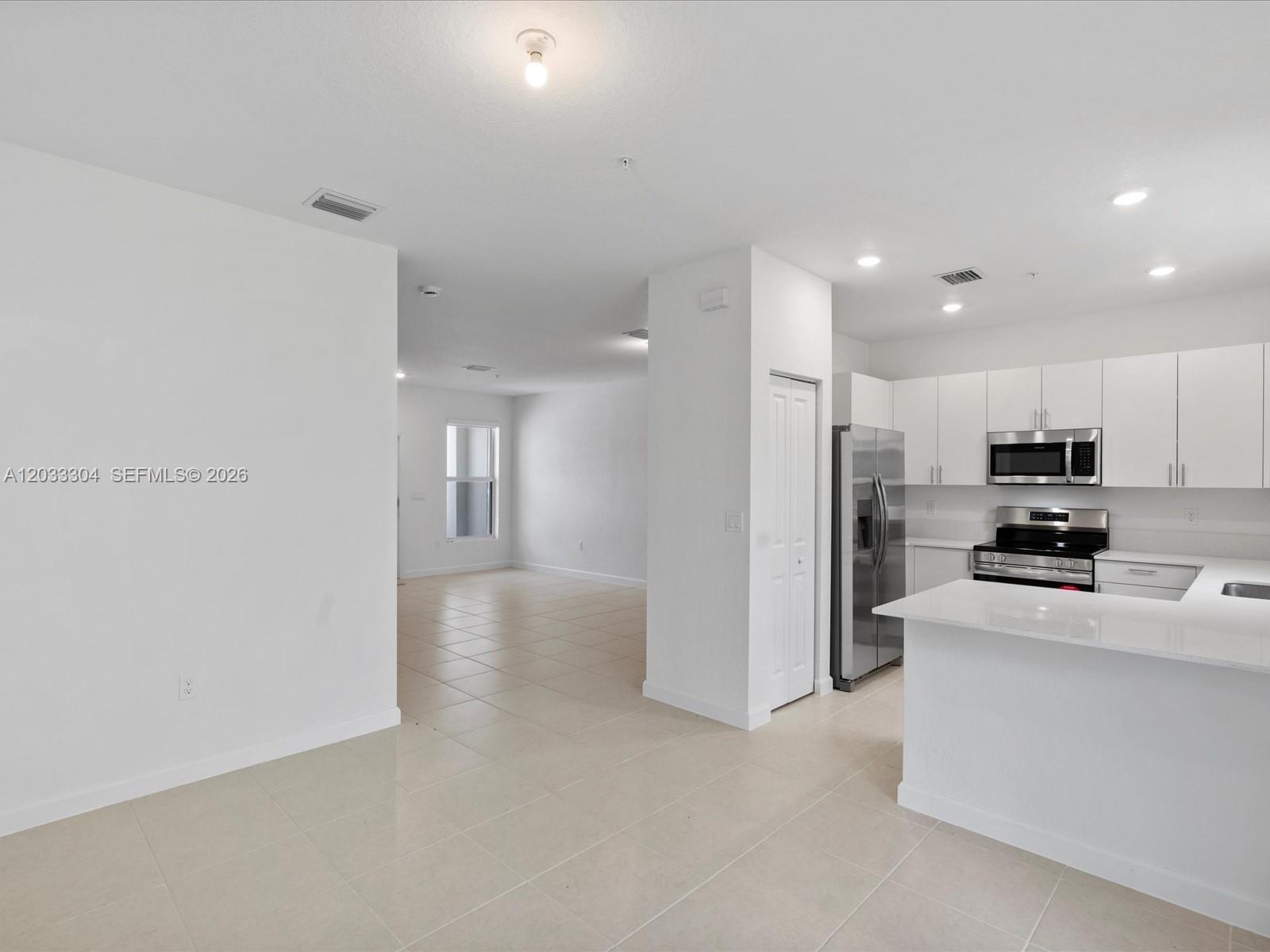 106 SW 184th Pl # 106