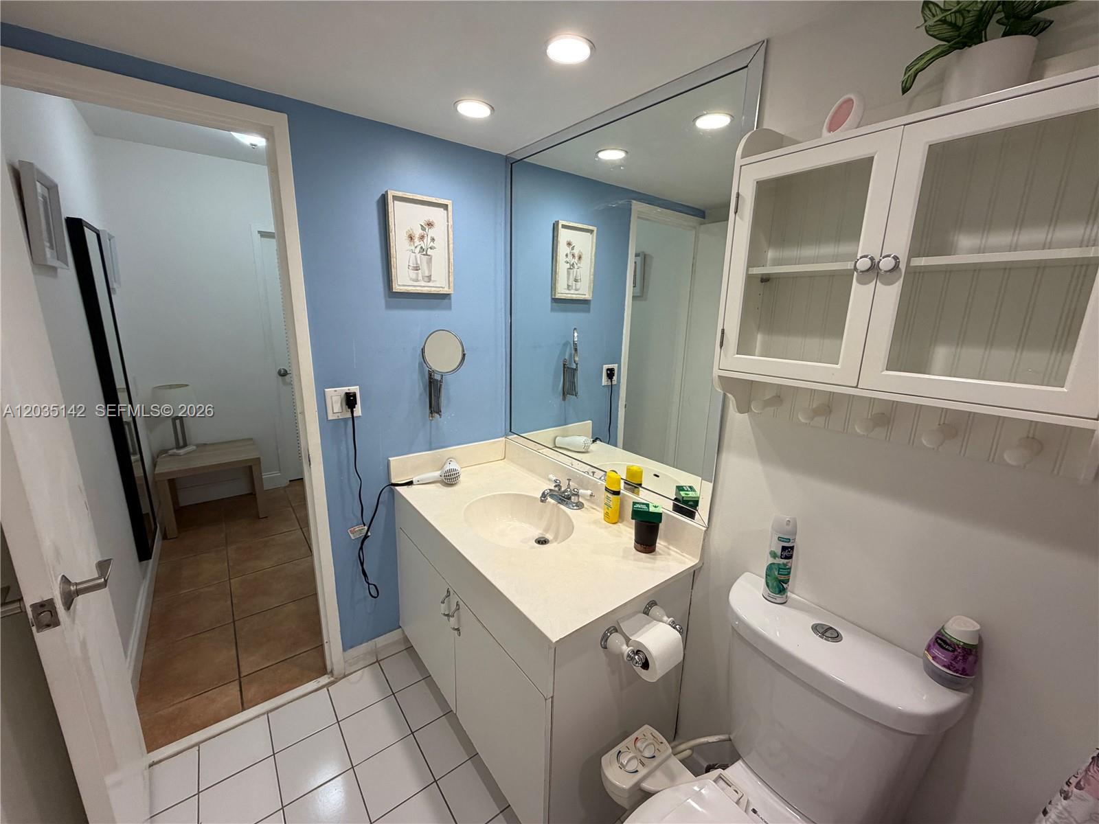 5161 Collins Ave # 310